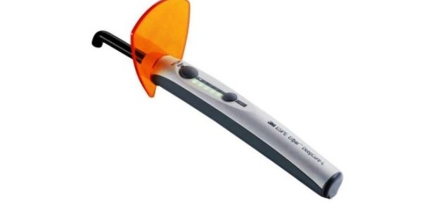 Lampada fotopolimerizzante a LED 3M Elipar DeepCure-L 76973