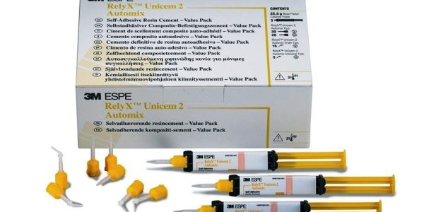 Relyx Unicem 2 Automix 3M - 3 siringhe da 8,5 g - Cemento resinoso universale autoadesivo